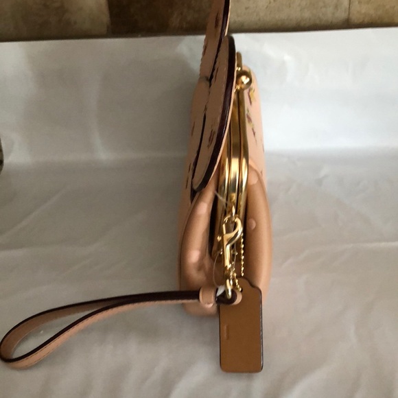 Coach Disney pink clutch Mickey Mouse new - Picture 5 of 7